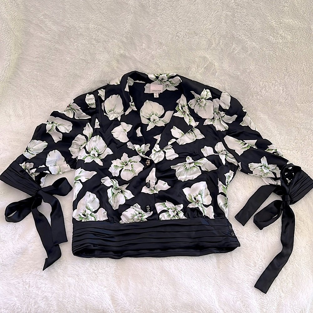 NWT Cinq A Sept Delphine Top